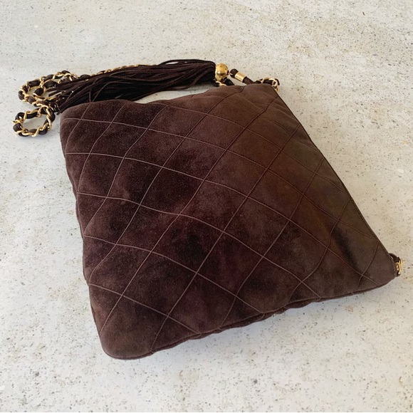 Vintage CHANEL Suede Quilted Purse Shoulder Bag - Picture 7 of 10